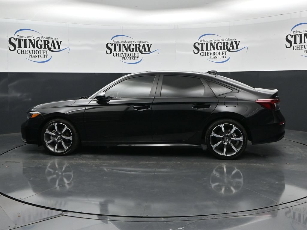 Used 2025 Honda Civic Sport Touring image 4