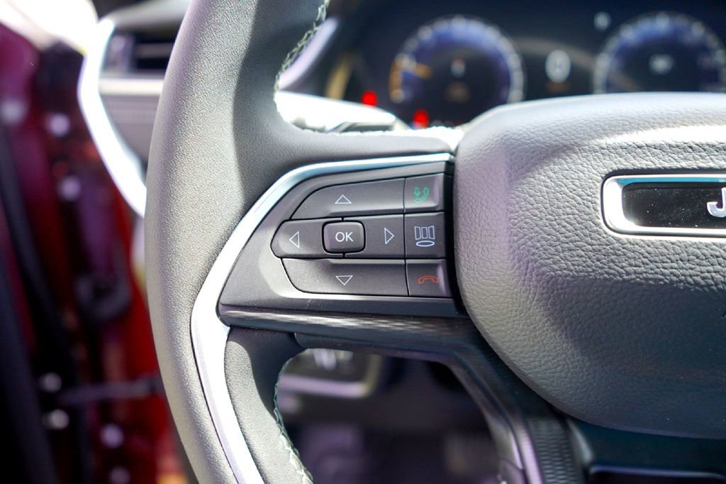 New 2026 Jeep Grand Cherokee Laredo RWD image 14