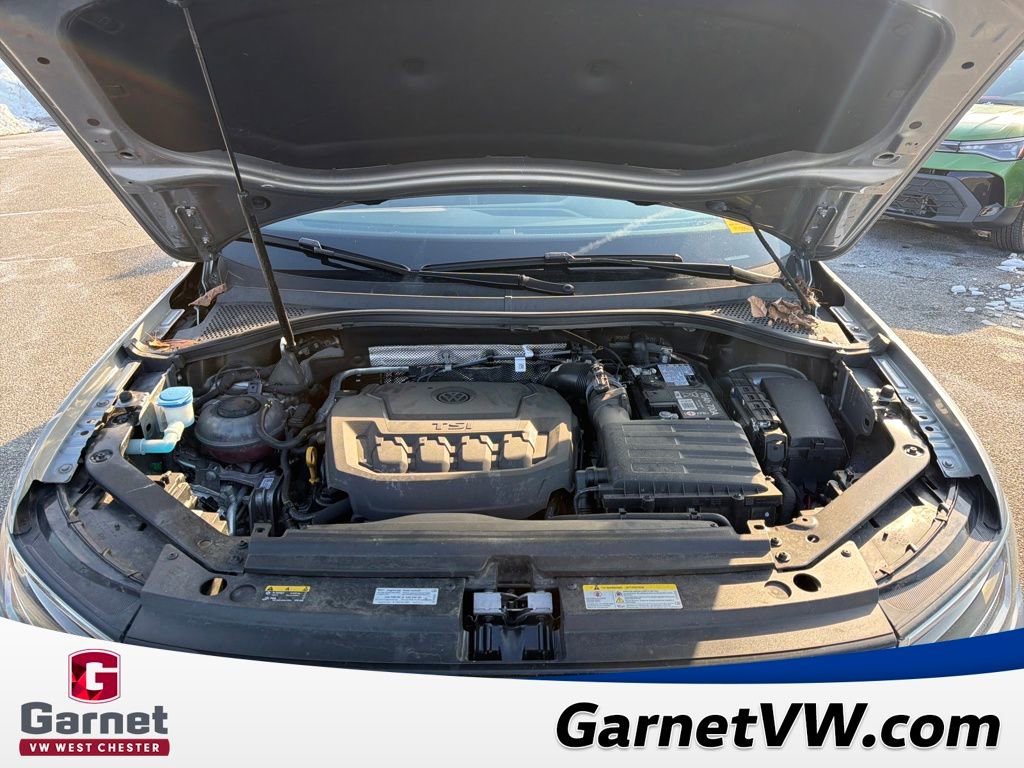 Certified 2024 Volkswagen Tiguan SE w/ Panoramic Sunroof Package image 19