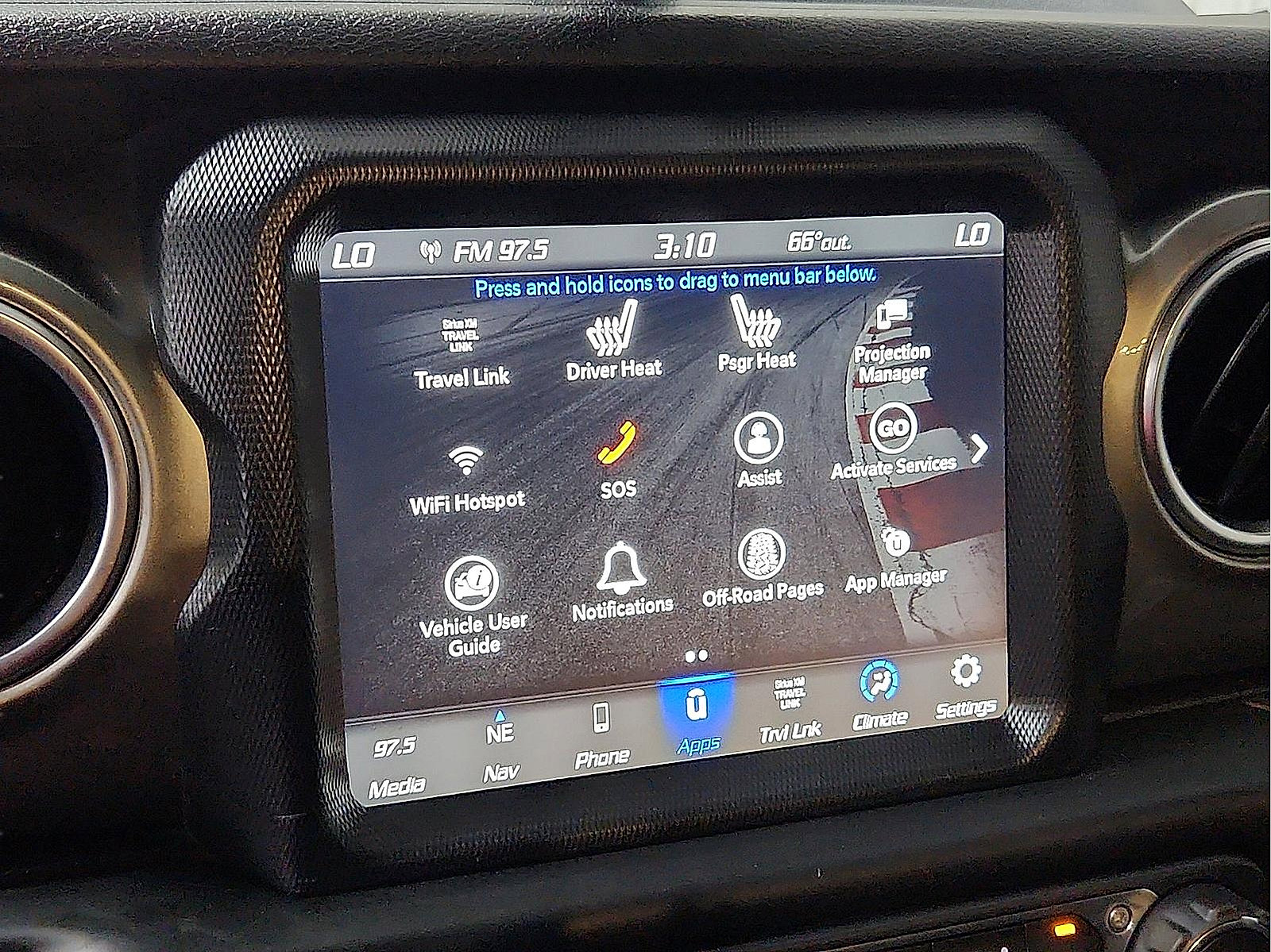 Used 2020 Jeep Gladiator Overland AWD/4WD image 18