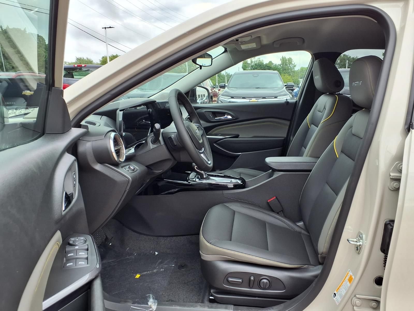 New 2026 Chevrolet Trax ACTIV w/ Driver Confidence Package FWD image 13