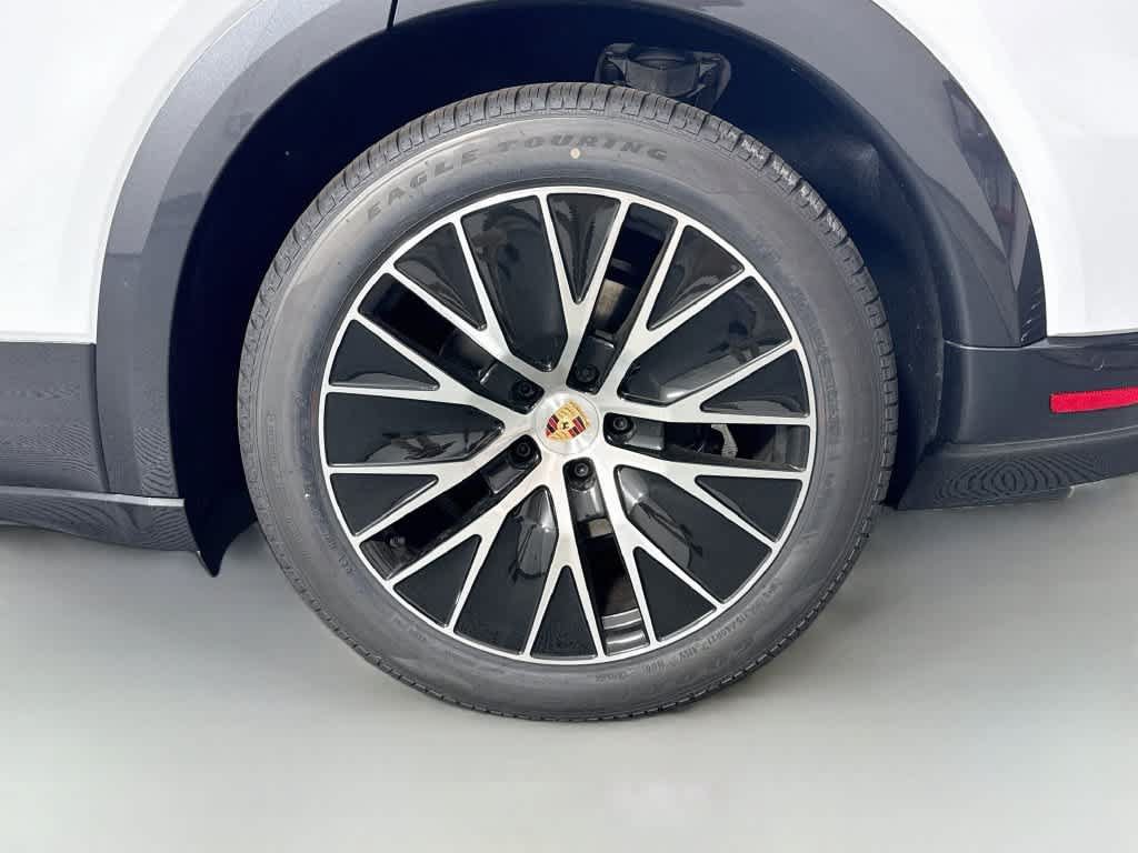New 2026 Porsche Cayenne Electric Coupe AWD/4WD image 30