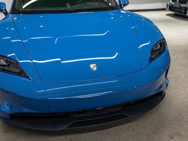 New 2026 Porsche Taycan image 13