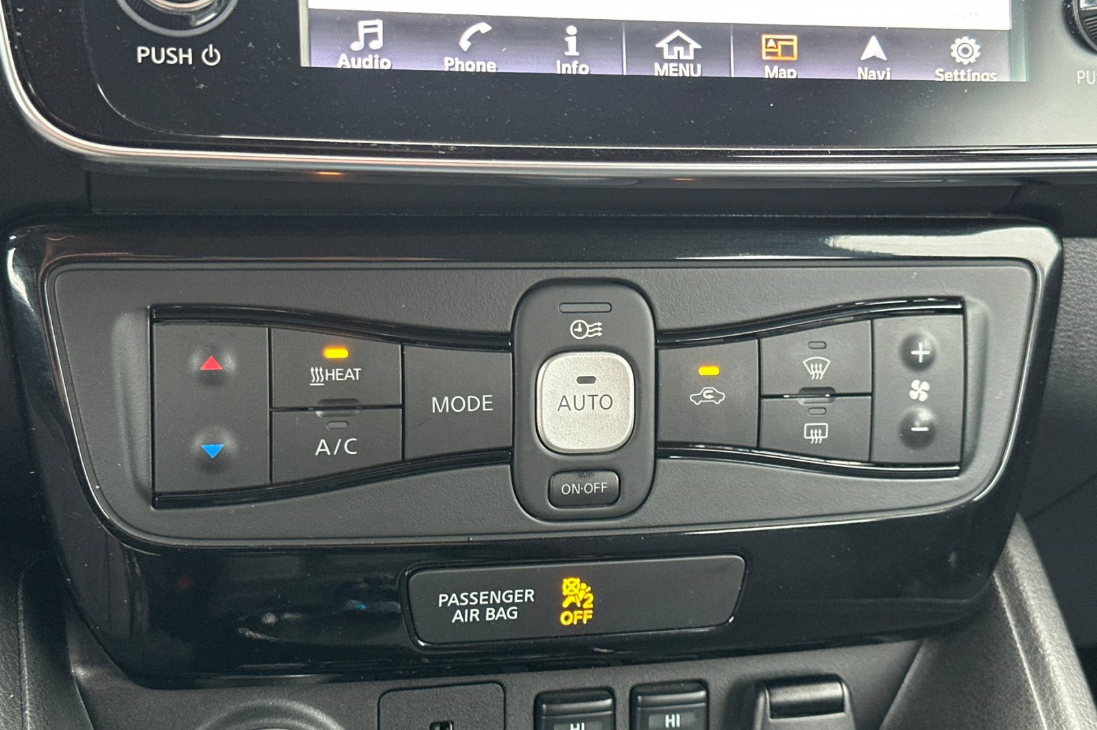 Used 2019 Nissan Leaf SV w/ SV All Weather Package image 25