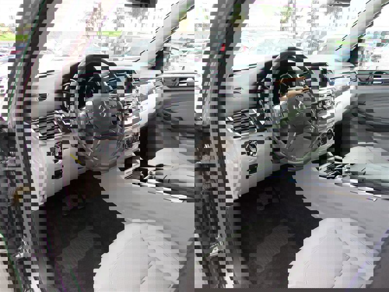 Used 2013 Mercedes-Benz ML 350 4MATIC image 10