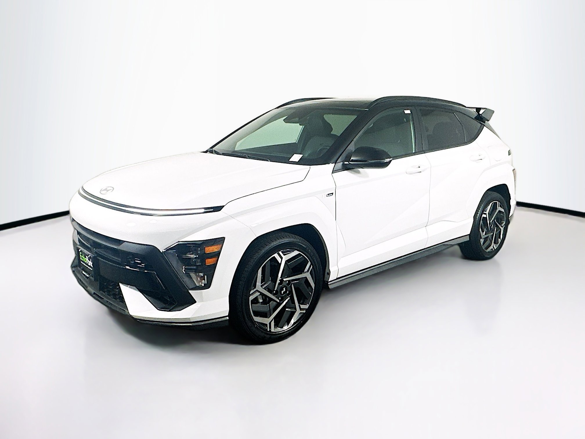 Used 2024 Hyundai Kona N Line image 3