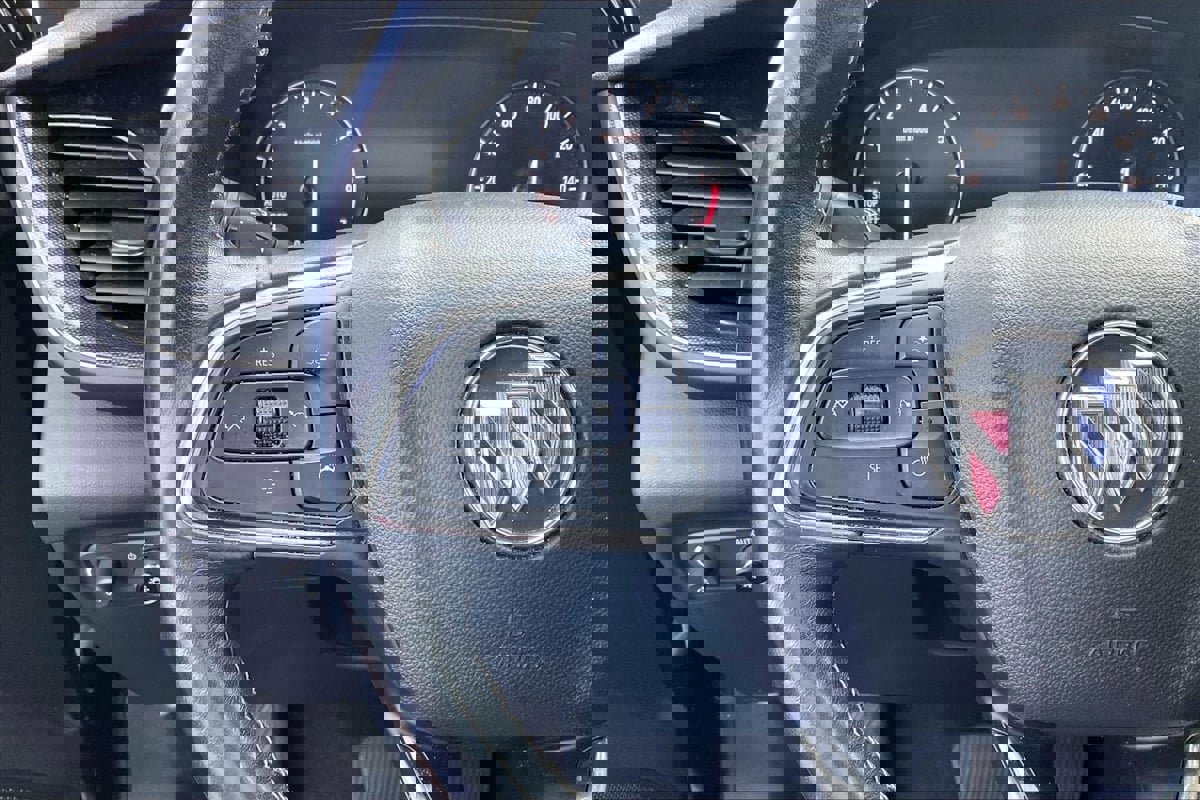 Used 2022 Buick Envision Preferred image 18