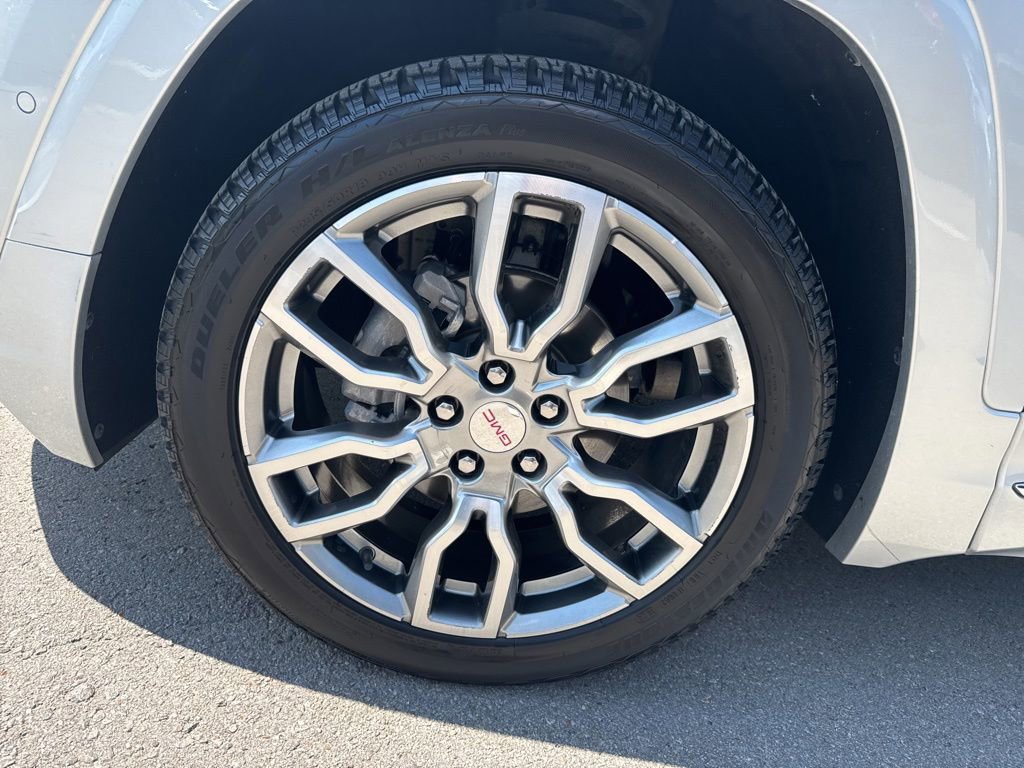 Used 2022 GMC Terrain Denali w/ Denali Premium Package AWD/4WD image 30