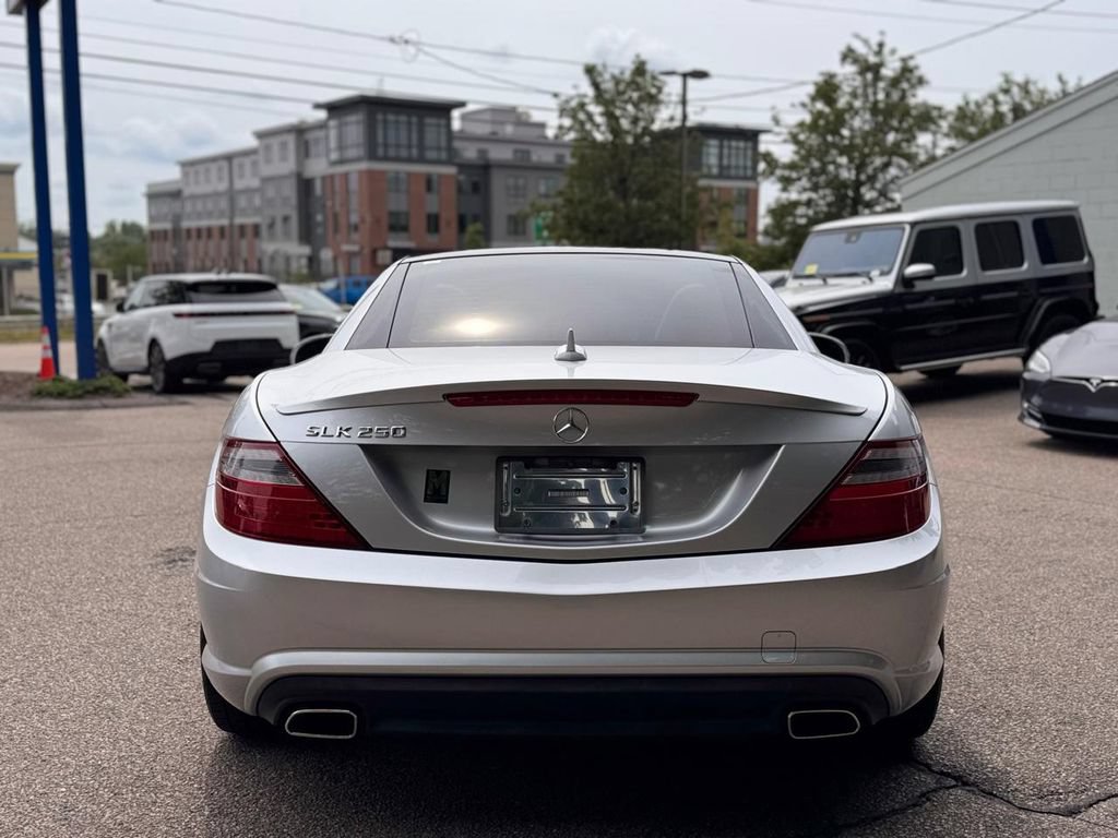 Used 2015 Mercedes-Benz SLK 250 image 6