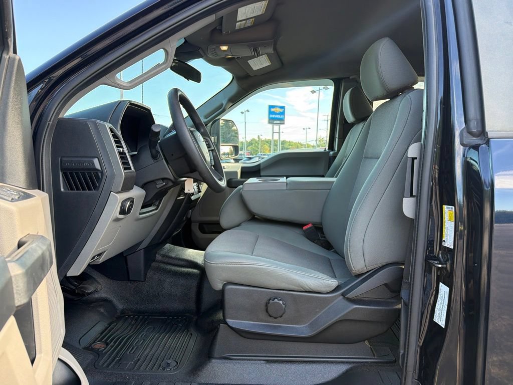 Used 2021 Ford F250 XL w/ STX Appearance Package AWD/4WD image 26