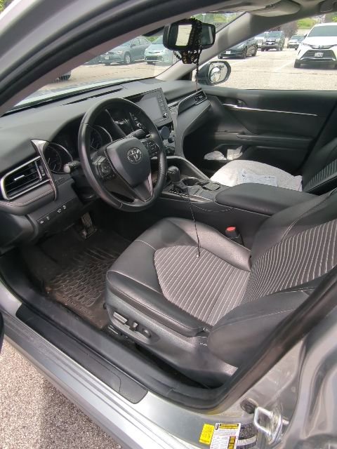 Used 2024 Toyota Camry SE w/ Convenience Package FWD image 9