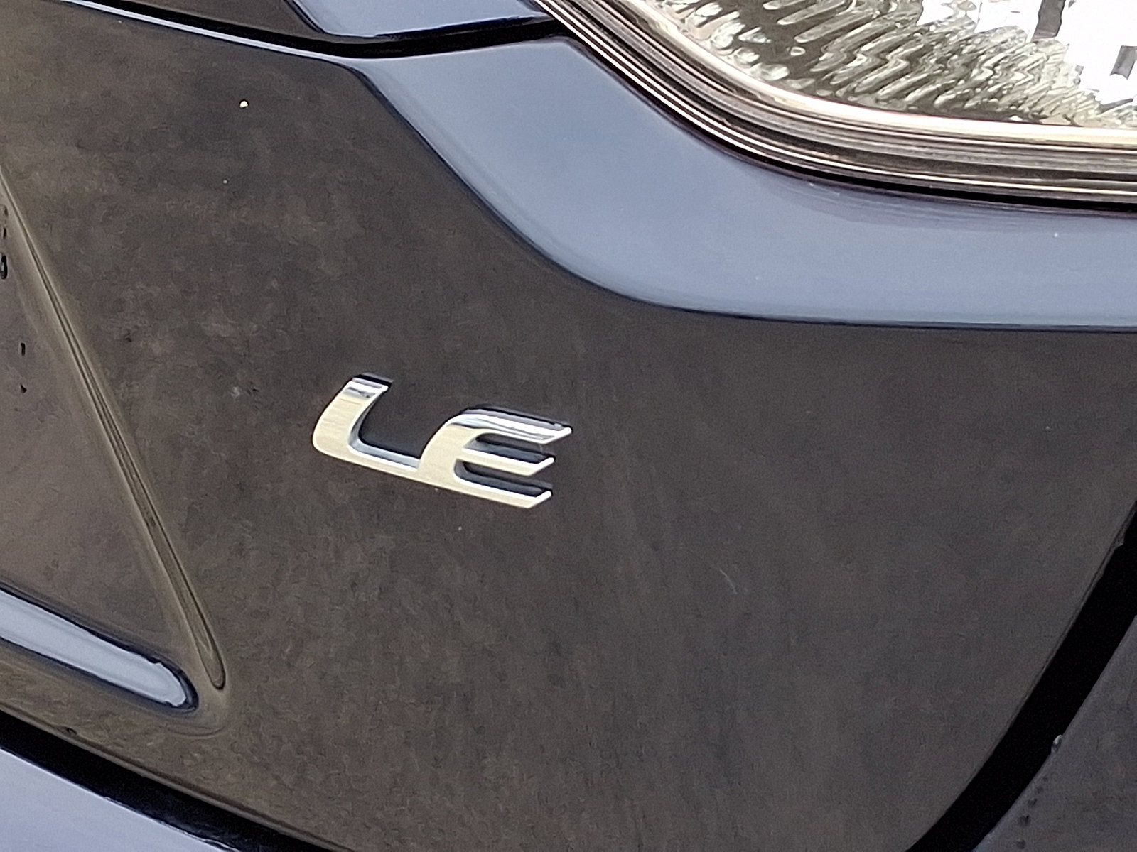 Used 2024 Toyota Corolla LE image 32