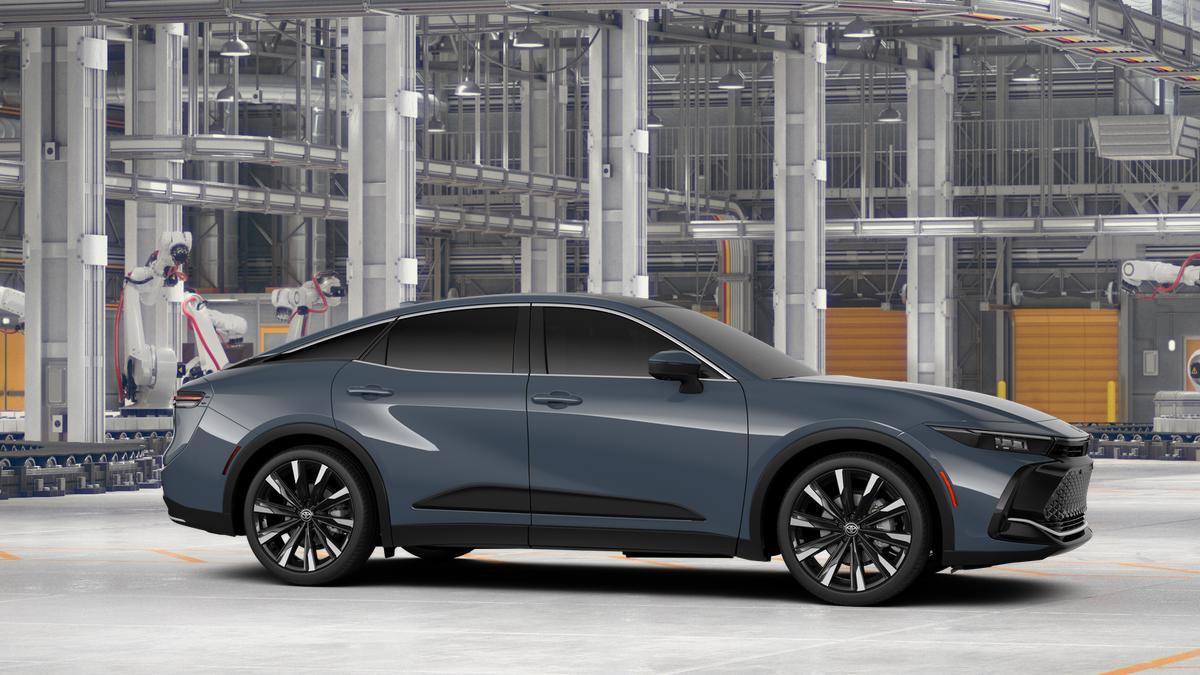 New 2026 Toyota Crown Platinum AWD/4WD image 39