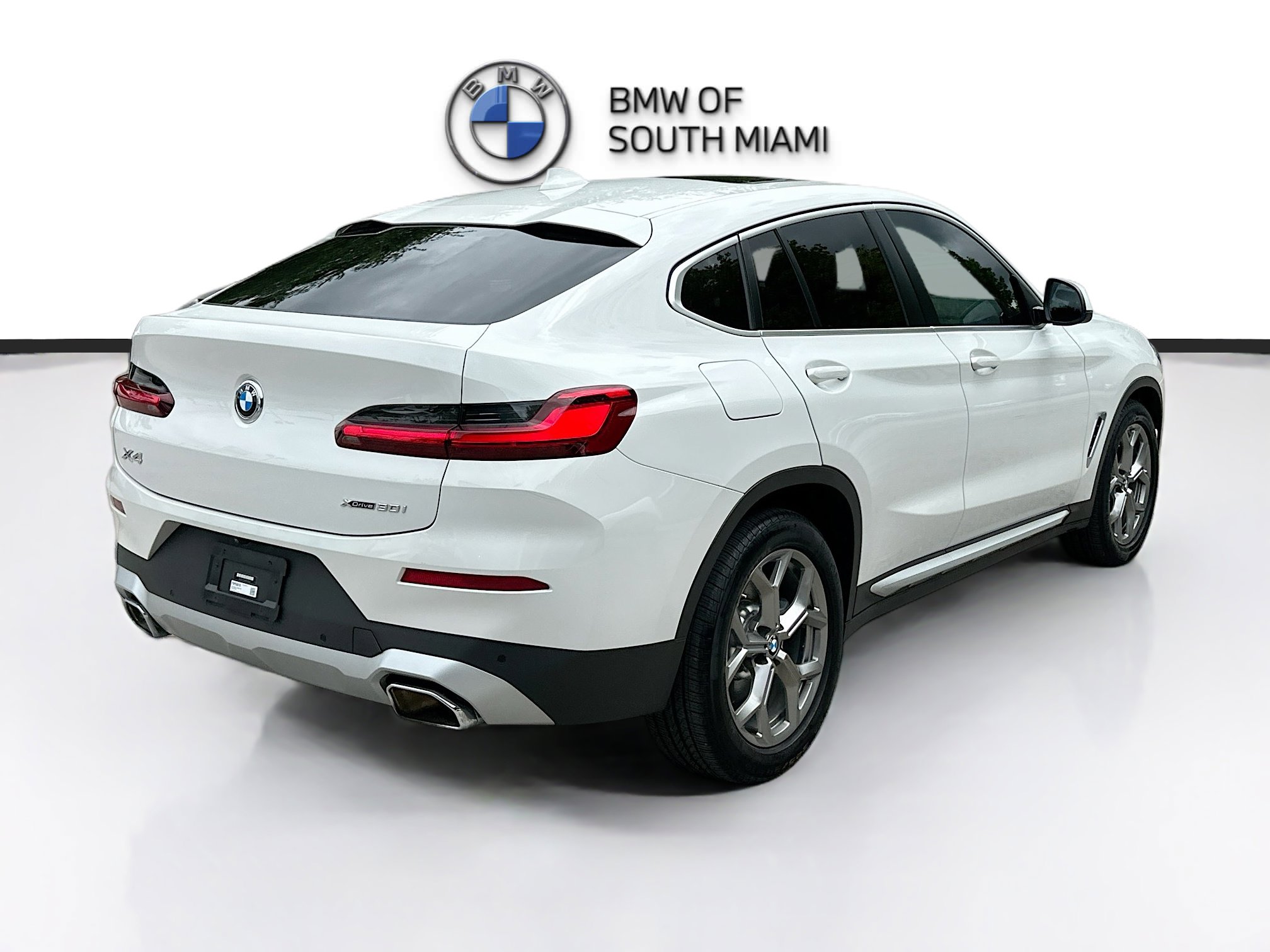 Used 2023 BMW X4 xDrive30i w/ Convenience Package AWD/4WD image 7