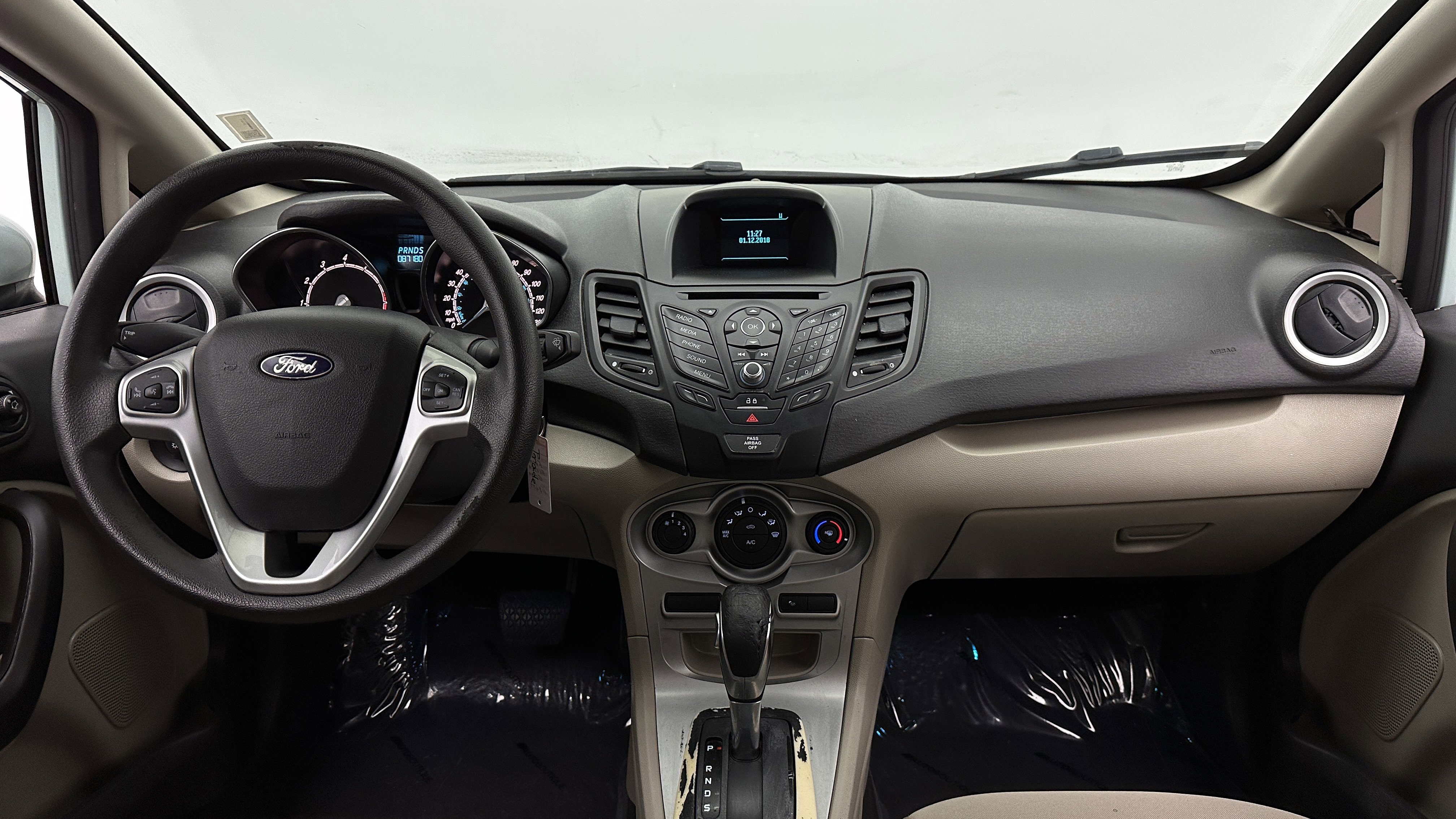 Used 2017 Ford Fiesta SE image 25