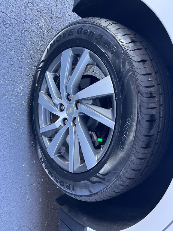 Used 2022 Chevrolet Equinox LT image 25