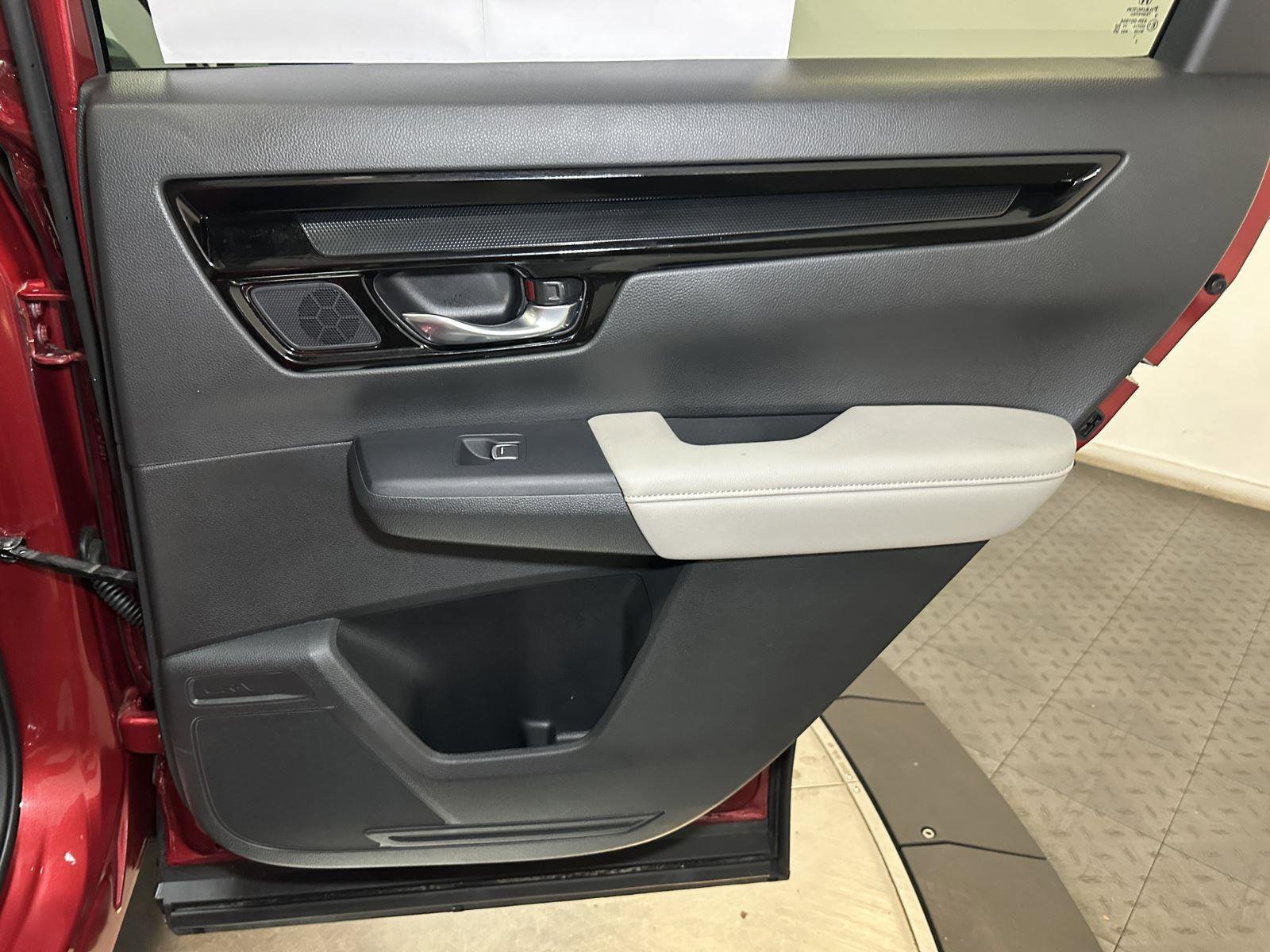 Certified 2023 Honda CR-V EX-L image 34