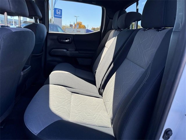 Used 2021 Toyota Tacoma TRD Sport image 5