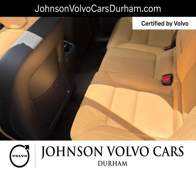 Used 2024 Volvo XC60 B5 Ultimate w/ Protection Package Premier AWD/4WD image 11