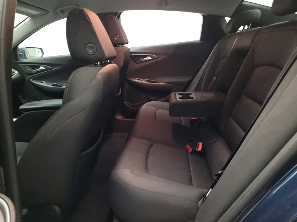 Used 2022 Chevrolet Malibu LT FWD image 18
