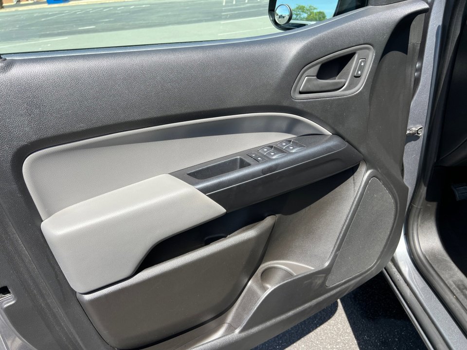 Used 2020 Chevrolet Colorado W/T w/ WT Convenience Package image 35