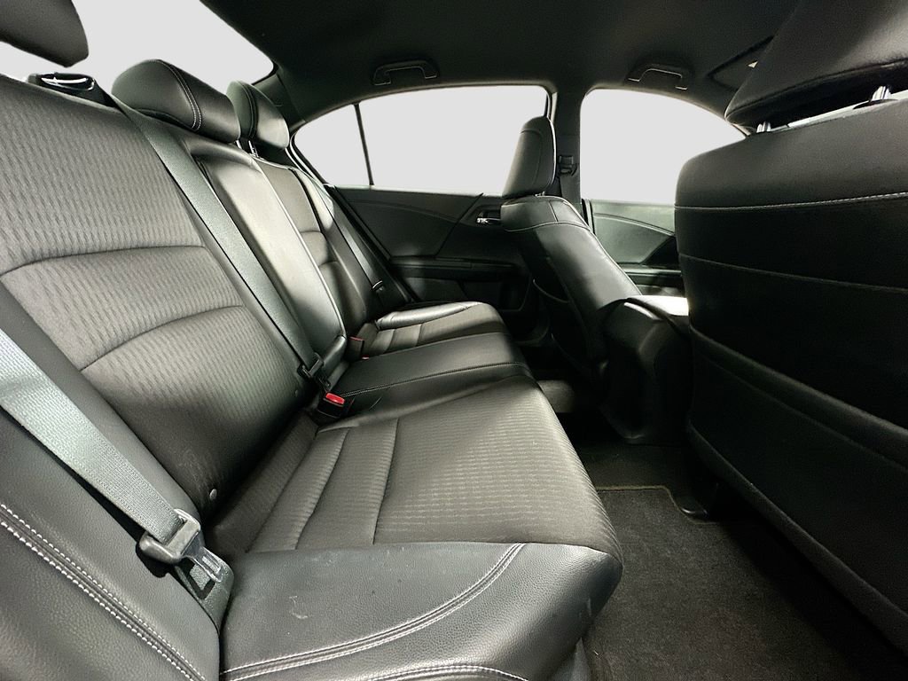 Used 2016 Honda Accord Sport image 25