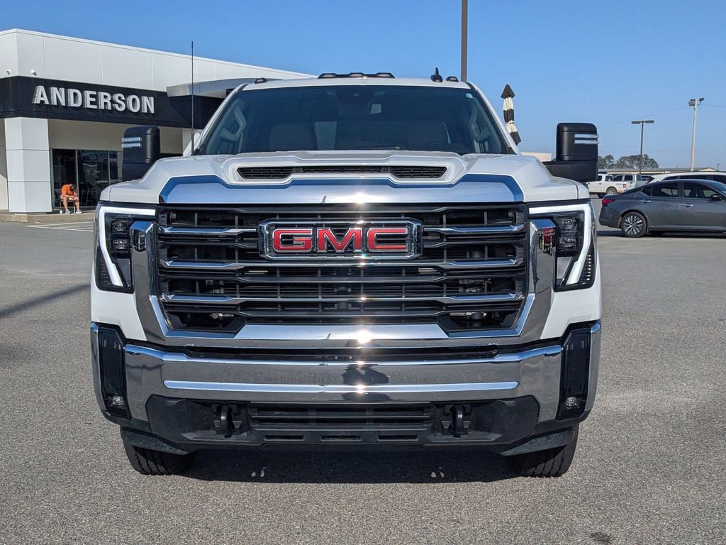 Used 2025 GMC Sierra 2500 SLE w/ SLE Convenience Package image 9