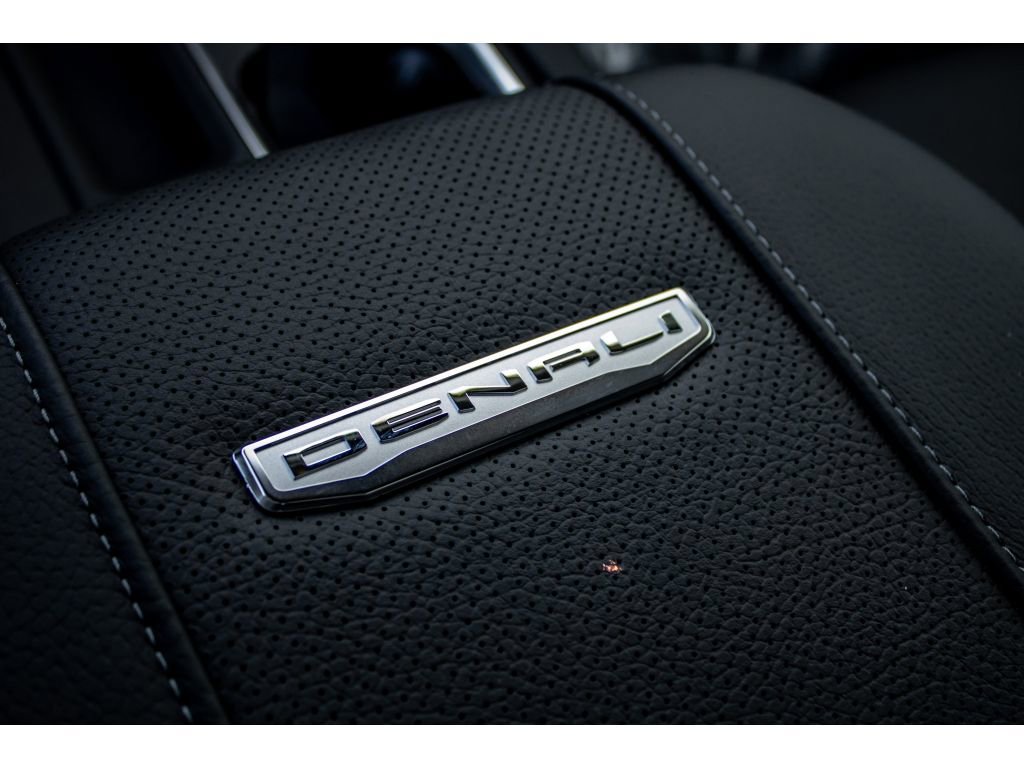 New 2026 GMC Sierra 3500 Denali w/ Denali Reserve Package image 35