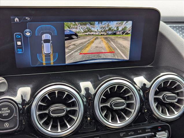 Used 2025 Mercedes-Benz GLA 250 image 13