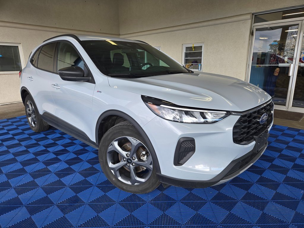 Used 2025 Ford Escape ST-Line