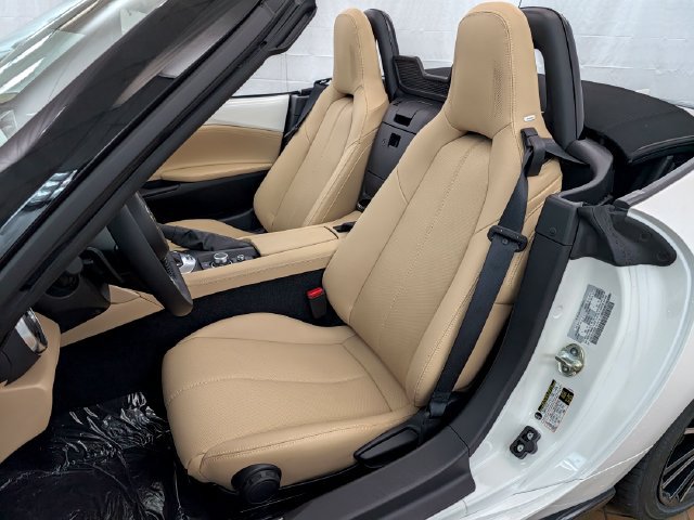 New 2026 MAZDA MX-5 Miata Grand Touring w/ Appearance Package RWD image 13