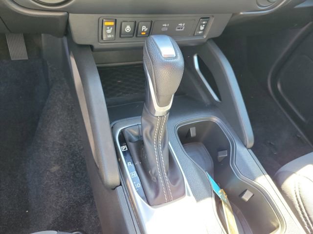 Used 2023 Nissan Frontier SV w/ SV Convenience Package image 21