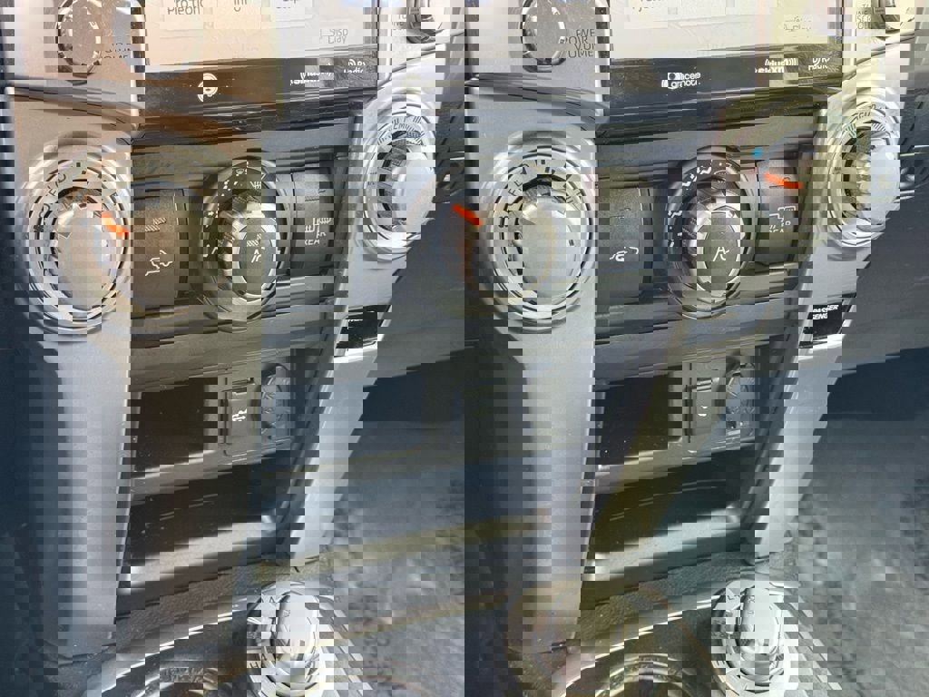 Certified 2024 Toyota 4Runner SR5 Premium image 33