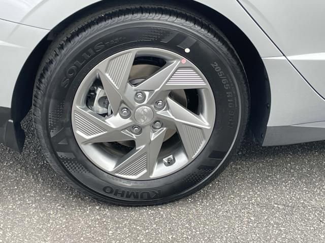 New 2025 Hyundai Sonata SE FWD image 9