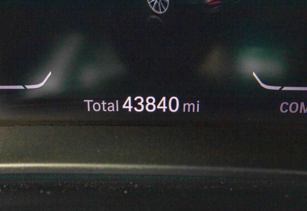 Used 2020 BMW 540i xDrive w/ M Sport Package image 23