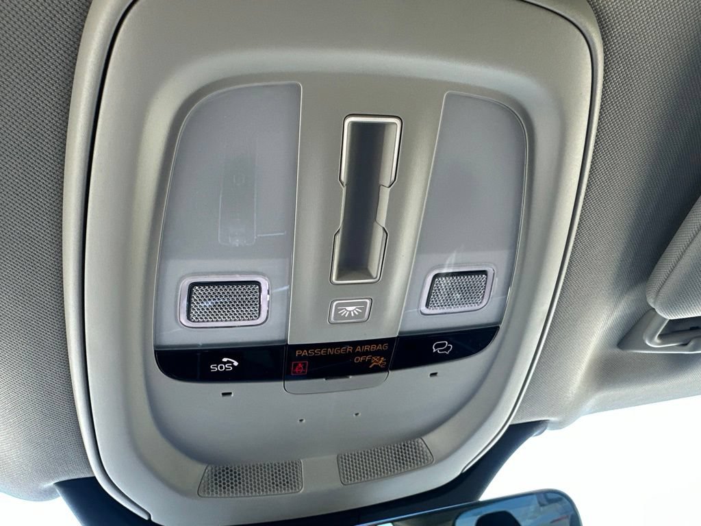 New 2027 Volvo XC90 B6 Ultra AWD/4WD image 33