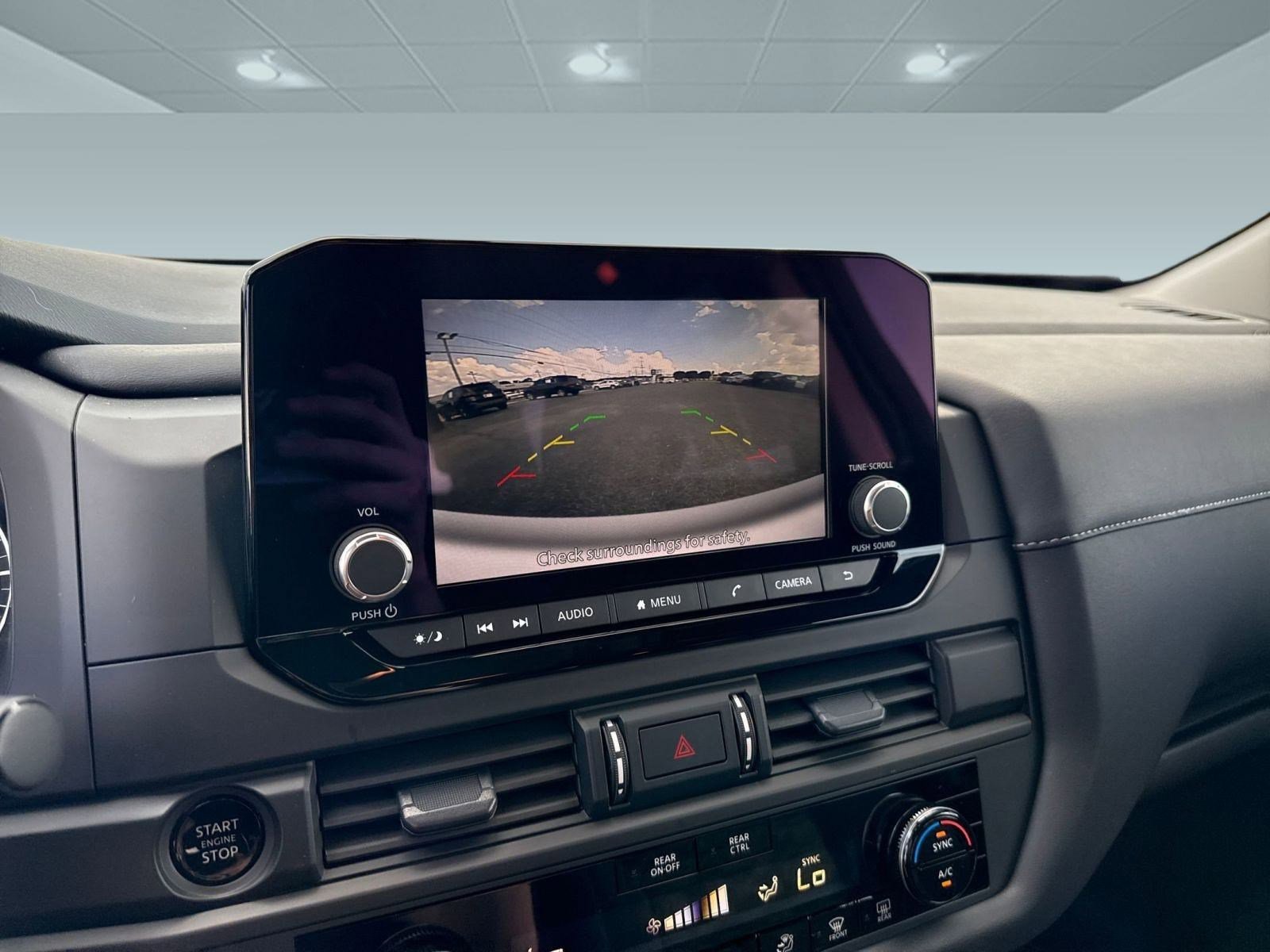Certified 2025 Nissan Pathfinder S image 28