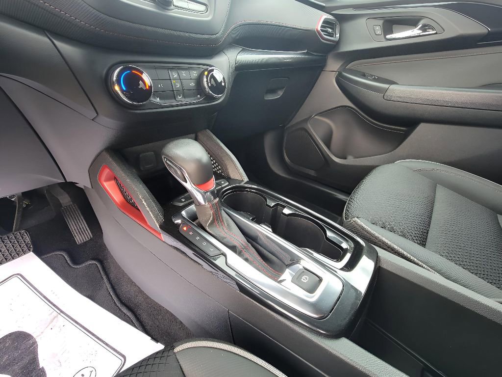 Used 2023 Chevrolet TrailBlazer RS FWD image 25