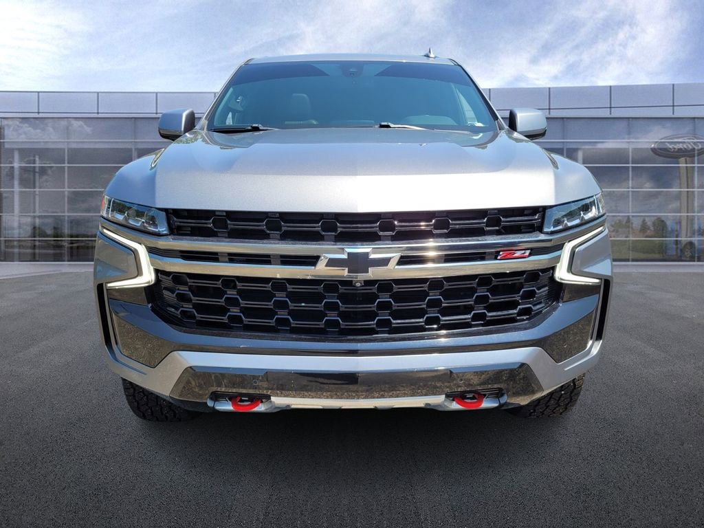 Used 2021 Chevrolet Tahoe Z71 w/ Luxury Package image 2