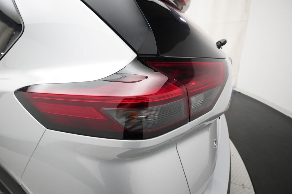 Certified 2024 Nissan Rogue S image 31