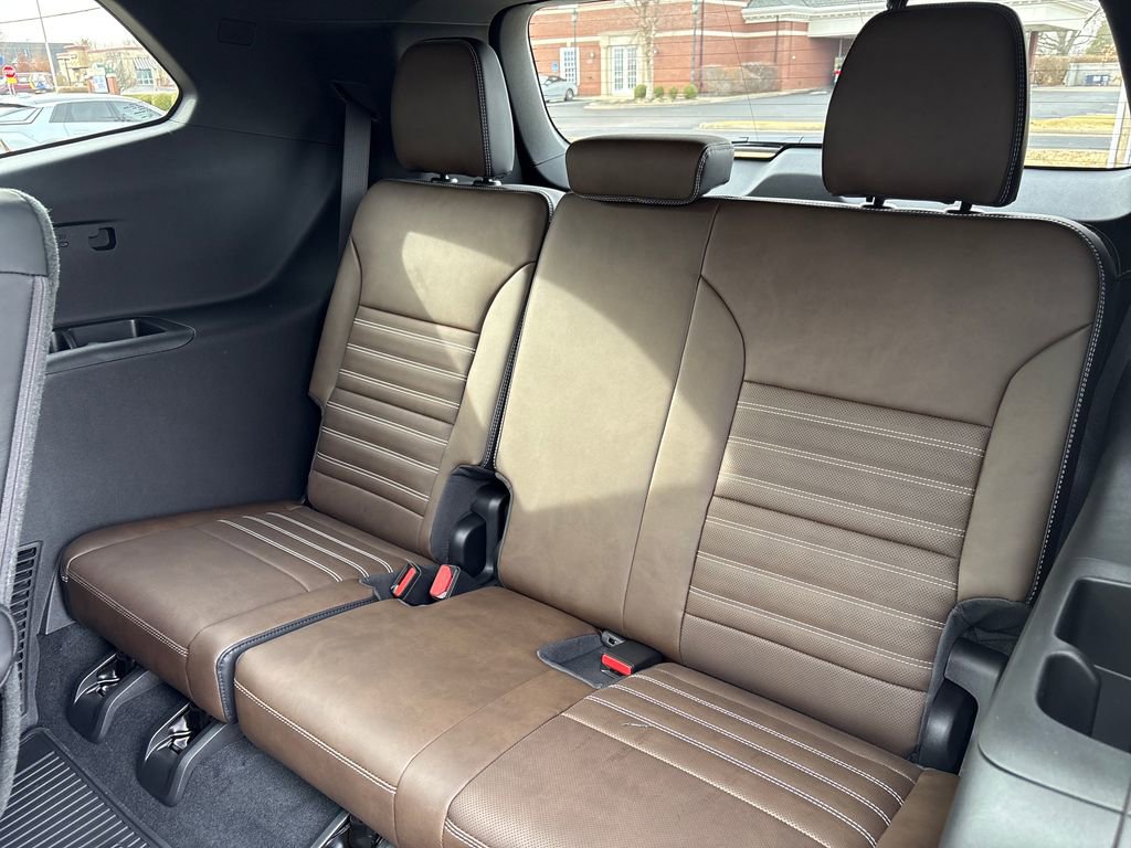 New 2026 GMC Acadia Denali Ultimate w/ LPO, Floor Liner Package FWD image 41