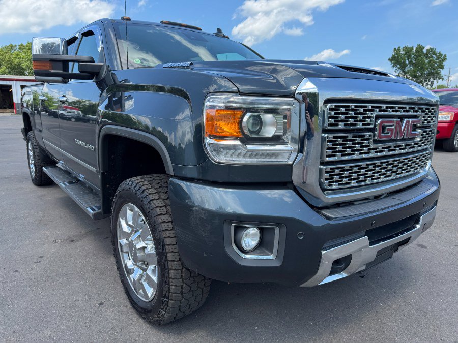 Used 2018 GMC Sierra 2500 Denali image 6