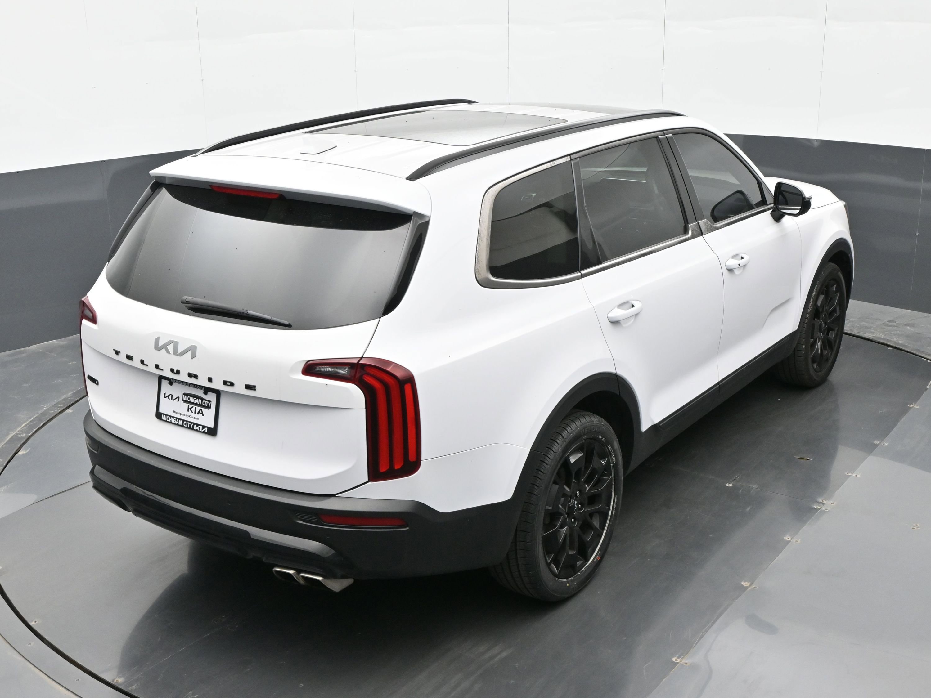 Used 2022 Kia Telluride SX w/ SX Prestige Package image 33