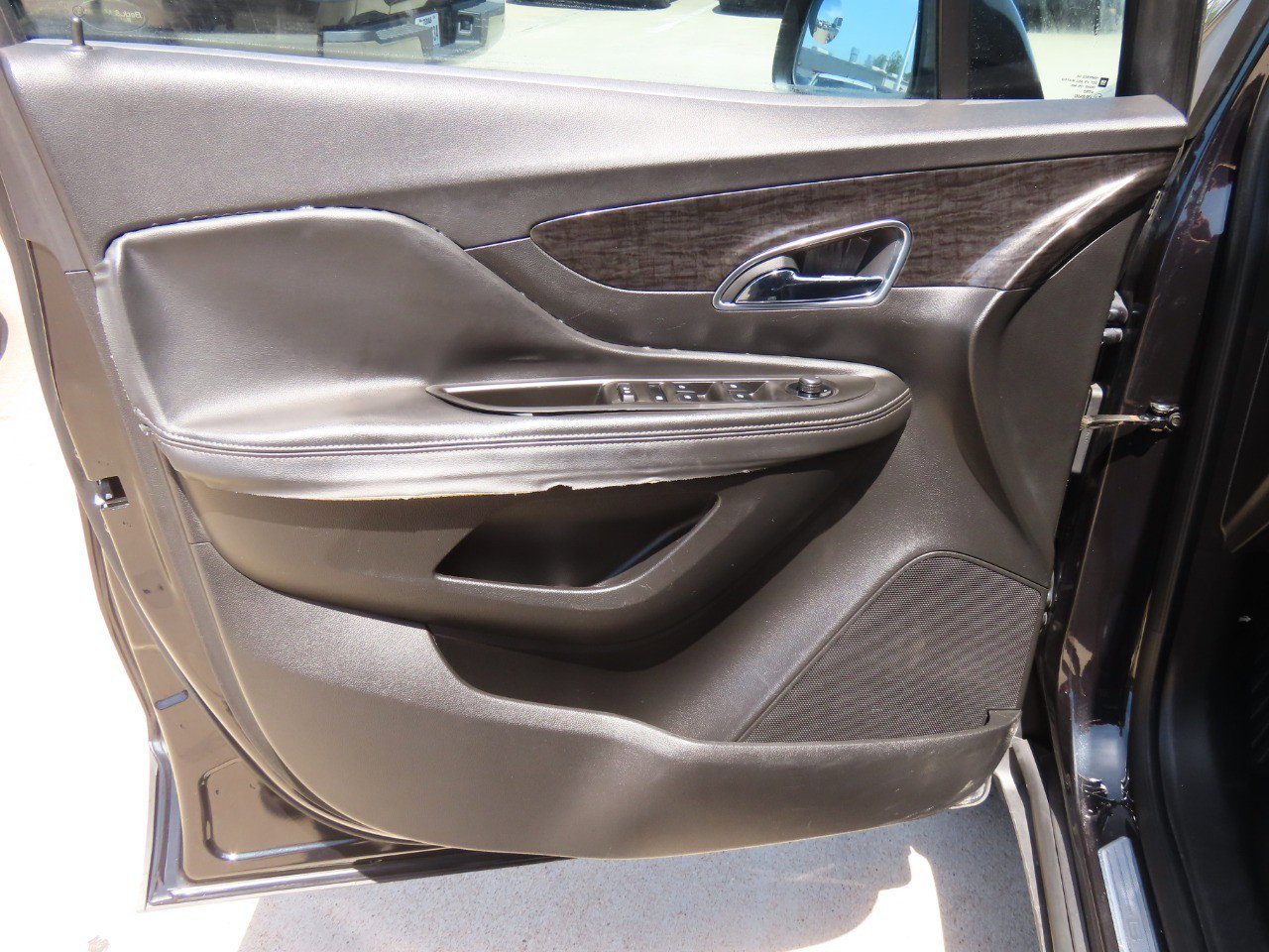 Used 2013 Buick Encore Leather image 24