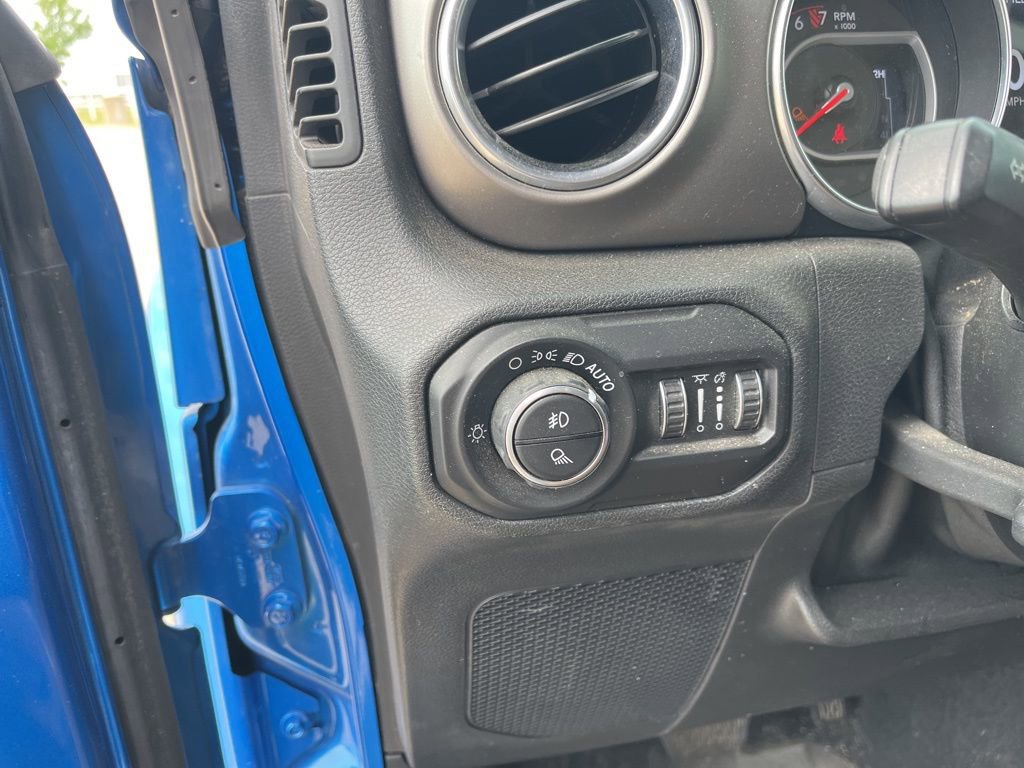 Used 2020 Jeep Gladiator Rubicon image 10