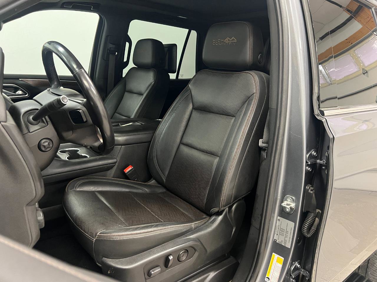 Used 2021 Chevrolet Tahoe High Country w/ Premium Package image 22