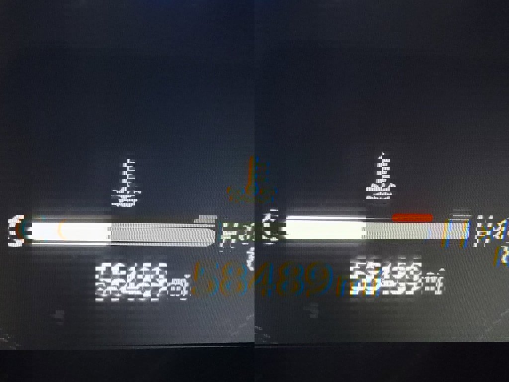 Used 2023 Toyota Highlander Limited image 17