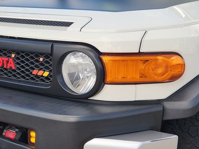 Used 2012 Toyota FJ Cruiser 4WD w/ Upgrade Pkg image 6