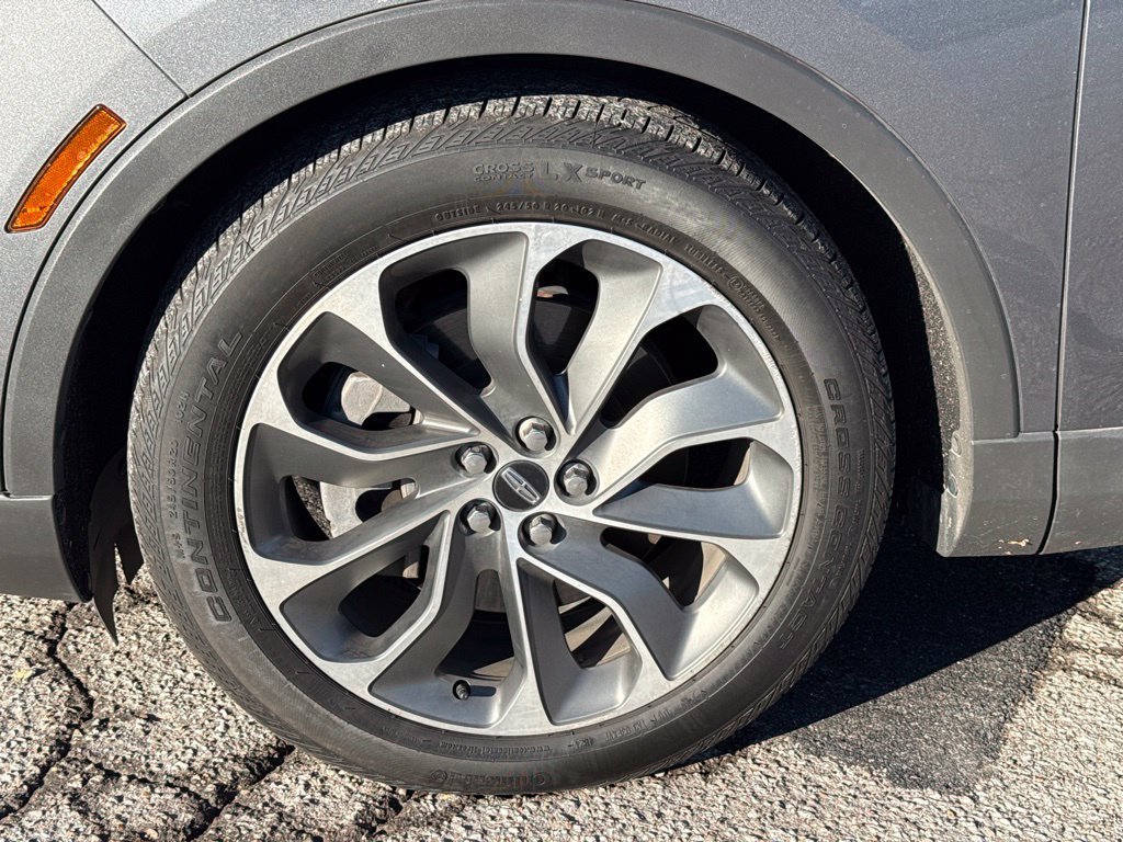 Certified 2023 Lincoln Nautilus Reserve AWD/4WD image 4
