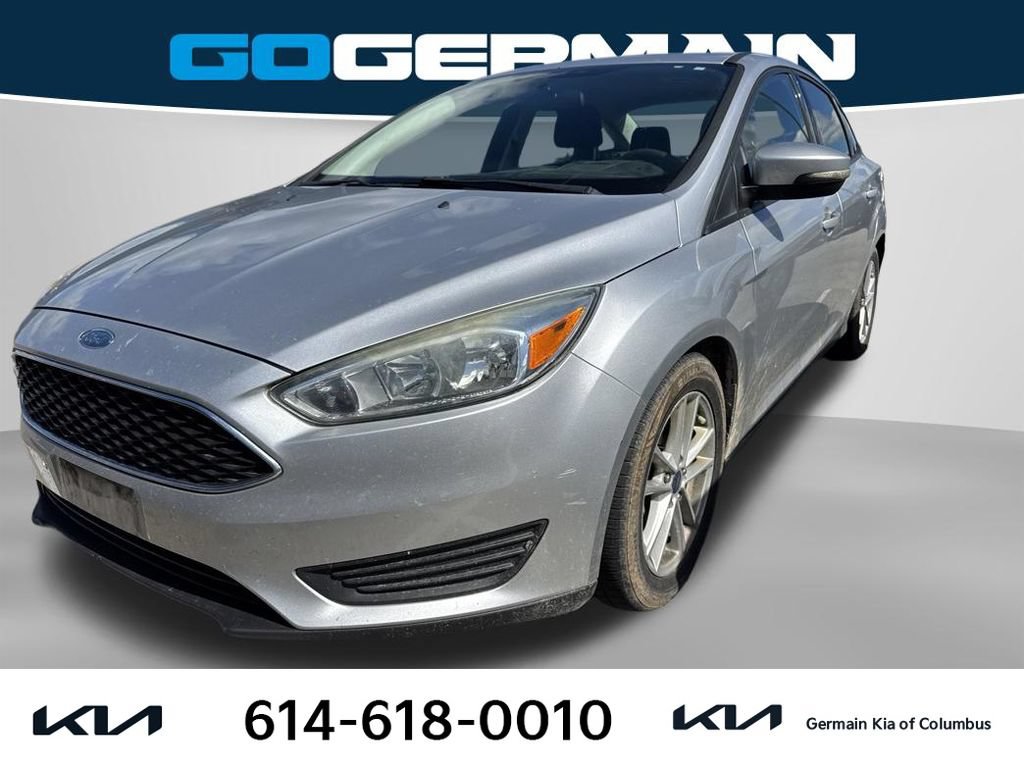 Used 2016 Ford Focus SE FWD image 1
